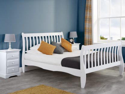 327dae83656b2eb0a5ca70a119fdc84306d9329d634b7011f810dc55416a1084-2.jpg An Image of Belford White Wooden Sleigh Bed Frame - 3ft Single