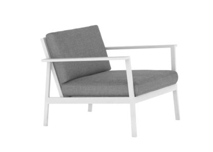 05e1505d7fe3da2c93e74b9f50f3fe34d7a53e10577cd295891495557bd4b90a.jpg An Image of Case Eos Outdoor Sofa Armchair Black