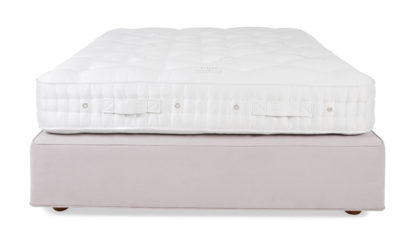 0d87823059c40b52d0ab5db79d717bb3ff85c6ab060dad06e0bf5202b7f1bcbd.jpg An Image of Vispring Baronet Superb Soft Tension Divan Super King Tk589