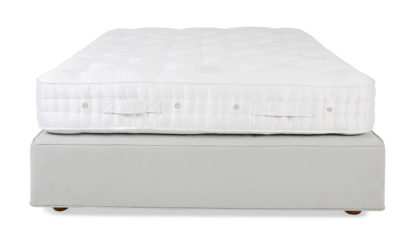 6eaa31fe690d0655167bb91f7cacae65caf5bf7481bce963f698ee56c5ffde00.jpg An Image of Vispring Herald Superb Soft Tension Divan single Tk589