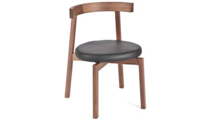 7e4305e1c05473dc4f2468a745dc2b8cd00d1d8d20a1bf77a8674dfca90152f0.jpg An Image of Case Oki-Nami Chair Oak