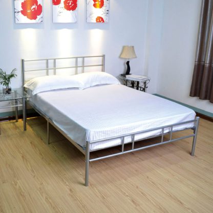 7e78245bce229dd00d95de7e5f918d6971c84c3cc341c2ad4a73130c63c9d037-1.jpg An Image of Morgan Silver Metal Bed Frame Silver