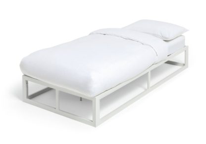 0c4ceb6cf1be9c3715abae06c7f61ac13555df24b88d2890dbc62c30ee149937.jpg An Image of Habitat Platform Single Bed Frame - Black