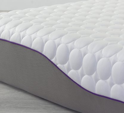 4392808ed814805a7c95d3ba8fa884715003c178f65b3e99c1ee898b444315e4.jpg An Image of Mammoth Rise Essential Superking Mattress