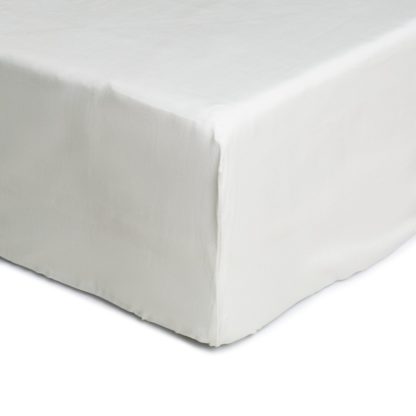6c120d4df77caa6a34a49dbc1b316685e05d64556d3359b940812cbba3c1c0cc.jpg An Image of Argos Home Cotton Tencel Fitted Sheet - King Size