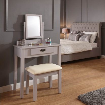 7019c06944a6950eb9cef84838313ef83cf66152f3db1e640fa530165898d102.jpg An Image of Shaker Grey Dressing Table Set Grey
