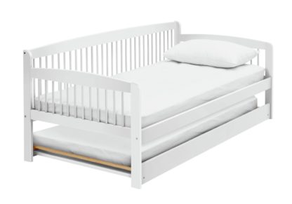 af29bc46e0b47b4475046c64c398dababbe34f9e299677836861e9b87ca3cd42.jpg An Image of Argos Home Andover Wooden Day Bed and Trundle - White