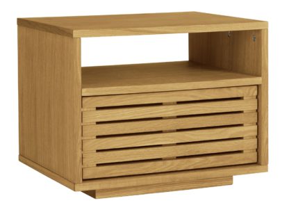 e1343f985bd744243ee4b88e24cadb737554647d4a8e01834889f4bd8d0b2c68.jpg An Image of Habitat Max Oak Bedside Chest