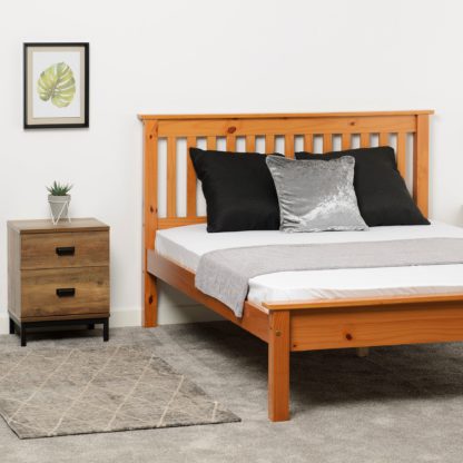 e33747b054af49326ac9b62b7760c740254644dae60999dbf1a1e6fa4b005700.jpg An Image of Monaco Pine Low Foot End Bed Frame Pine
