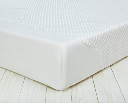 f7bf7cac170bf32d43e353dc5f36b5076c253262d1f3cdefac23f68a3b8be77b.jpg An Image of TEMPUR Cloud Kingsize Mattress