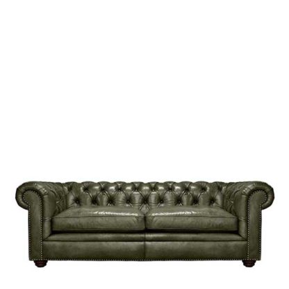 25ed4affa790c740f6be25b92424abb7e8b898de80297ebe90164343e3ca8a6c.jpg An Image of Winslow Medium Chesterfield Sofa