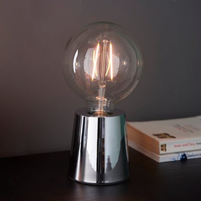 3ed3a1461e9d3242d55d0cb1c325717398e274c6d7d776192062f3930ade7ab4.jpg An Image of Jonesport Desk Lamp Chrome