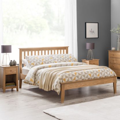 551490c6e3970ed8b6c46b6f44a0bb795245697d6dbc32d22a4727f15bcc4ab6.jpg An Image of Salerno Oak Wooden Bed Frame Natural