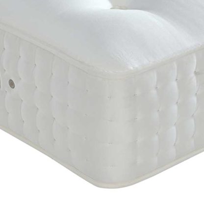 7d15494838dee4aedb249244d01f10393a81b230d93fd115496491b2ff85b94d.jpg An Image of Pure Luxury 4000 Mattress