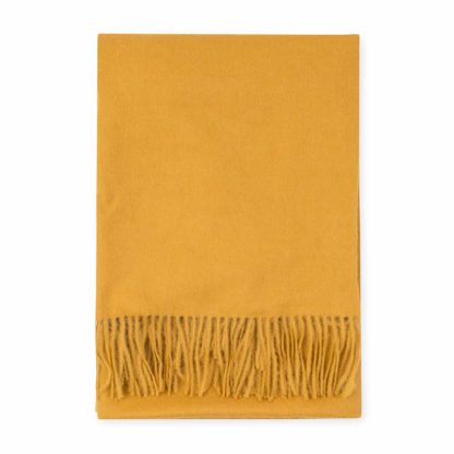 8dba1367aab420ac26f3e5942c1e090ea1cf94a63fafb0cf5b589487635617c6.jpg An Image of Heal's Alpaca Throw Slate