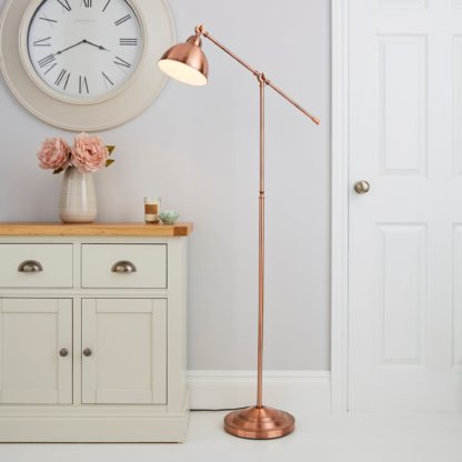95612928343e7994737c40cd277236a6cfd42bb939ed5b96bdbf876677d397b9.jpg An Image of Lever Arm Copper Floor Lamp Gold
