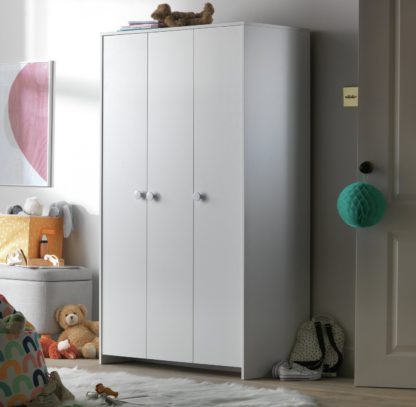 989a1aa3b08c05ac9a4f18dac61036acdc3c5c0951c7e18e1cdb63049e62c3e6.jpg An Image of Argos Home Juno 3 Door Wardrobe - White