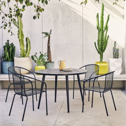 e9277c8684fd51f83376774e6eb2c14b75978e3529f649306f68cd9e39b053c1.jpg An Image of Habitat Azzura 4 Seater Metal Bistro Set - Black