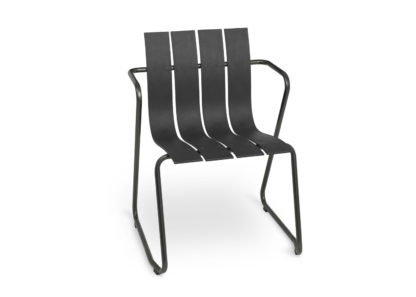 1af9451b5e2b332f8aec447c0c0a91f4b70bf9b13ff802a614efb90b568c3212.jpg An Image of Mater Ocean Outdoor Chair Black