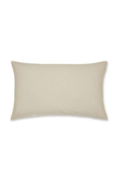 53ed8276bbde23c65c8dda19df73579512e2201392a1cffa4273cac7bd9ebe15.jpg An Image of Easycare Non Iron Standard Pillowcase Pair