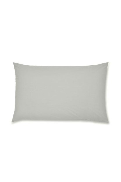93f4f5c3a2f756330a4ff7094adede55d60dd3ef2ac7204d85f1e920439f3461.jpg An Image of Easycare Non Iron Standard Pillowcase Pair
