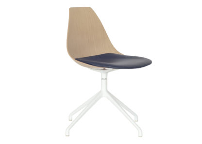 c715a39c63b4985ce10d8734249c48df0ae6e35813b402098aeffb80ef14652c.jpg An Image of Case Ziba Chair Oak Veneer Black Leather Seat Pad