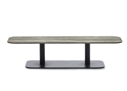 e1f12060e35cbc5a067518185f490ab0de3c4d7c040bee314c2c3b731dff4b9b.jpg An Image of Vincent Sheppard Kodo Outdoor Coffee Table