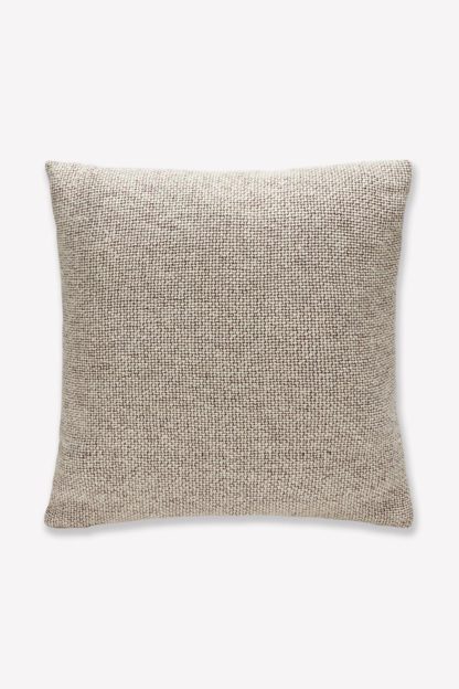 e58fa79ed601b38f3b226dff66d0706780ff08f1f7cc23a2bfa9f753216e33bb.jpg An Image of Basket Weave Cushion