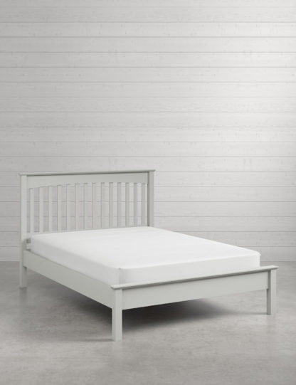 ef6f53355c18bb0aa18853df63f79557b81e6ee0dae50a5bf8d3c40493677597.jpg An Image of M&S Hastings Bed