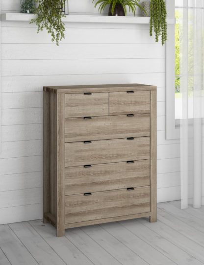 4bc0b184e27bab0833db851f44d476e8e406a28540c755633fbd39a1b30c2bcc.jpg An Image of M&S Arlo 6 Drawer Chest