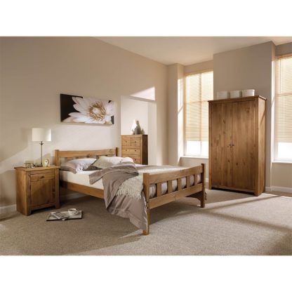 5aed23401aaf30f869d2d223365dbd77534684fbfdab0df30d8762e6c54e5207.jpg An Image of Pine Havana Double Bed