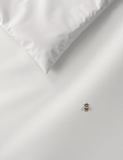 b42d06be40acd58db0975ebc74559163edbd7dab11660603af0a5750894ddecf-1.jpg An Image of M&S Pure Cotton Bee Embroidered Bedding Set