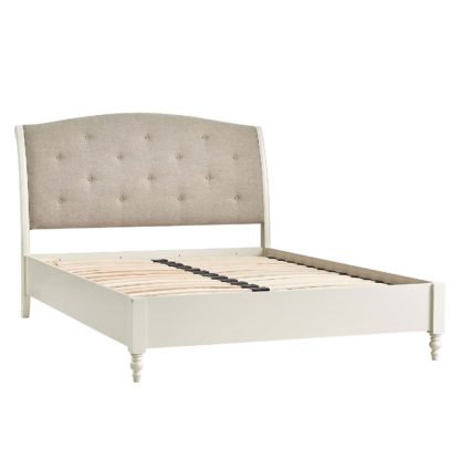 f6d246705d969e2a3ec6dbb573a5e33159071645cefd02cf183ecf67e986d129.jpg An Image of Providence Upholstered Queensize Bed