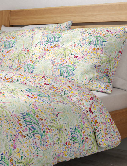 20bd8346095b15314ed4fe6089bab98d9911efa9bc53eaa2ccb904acc714e7f2-3.jpg An Image of M&S Pure Cotton Bird & Butterfly Bedding Set