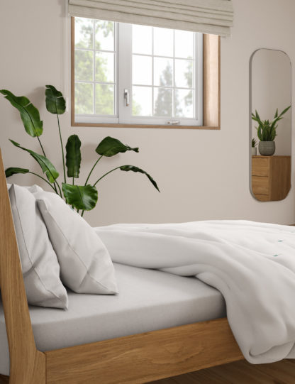 6cb66e6dfc6c0002dbc1aae3823843a2b61b6705f7a8c3d96803987d8db1eda9-1.jpg An Image of M&S Pure Cotton Palm Embroidered Bedding Set