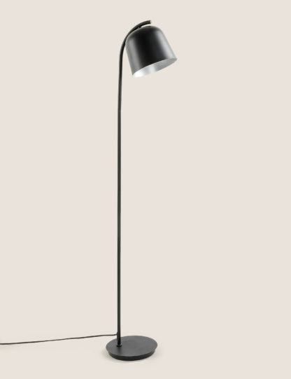 1f34c490930ad9f71d6c8d4d3b25fefa9b28b6687f33d69d5f5907906aa19252.jpg An Image of M&S Finn Scandi Metal Floor Lamp