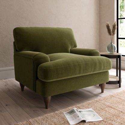 25be084eb57b0ce6e1ed3b0bfb52df0540129e22411108c01568d65989056746-1.jpg An Image of Darwin Luxury Velvet Armchair Luxury Velvet Black