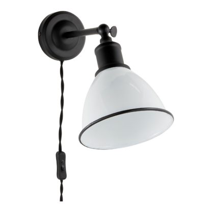 41de5d94df740f5152e79e3be80a6a20beaf7cf2126b7e7e0898326465d0654d.jpg An Image of Farmhouse Wall Light - White