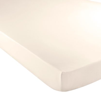 bd3103091742bca8d583c4ba9444e2cd7e56b020d39f01073c4b3d74bb322930-4.jpg An Image of 5A Fifth Avenue Egyptian Cotton Sateen 300 Thread Count Fitted Sheet White