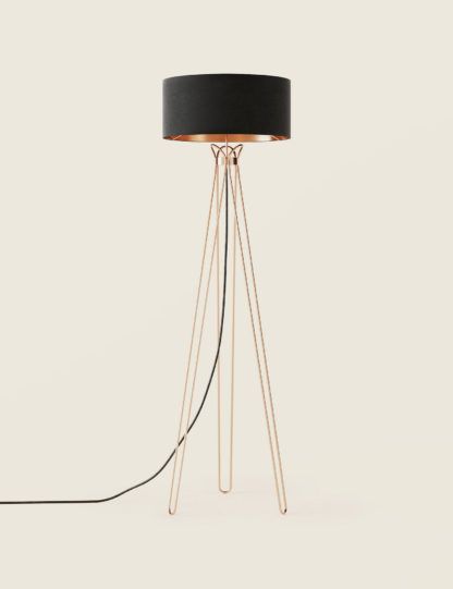 e0e39096bc3fb21557d6c2e18a087062ce6f6778fcc05a7e40d765a77f90b44a.jpg An Image of M&S Hairpin Tripod Floor Lamp
