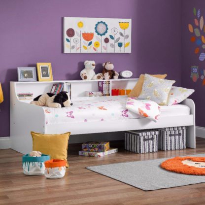 2798cf8555845cddf036e73190640861ba643f710f3392b0c2e49a7bf6f32d8f.jpg An Image of Grace White Wooden Day Bed Frame Only - 3ft Single