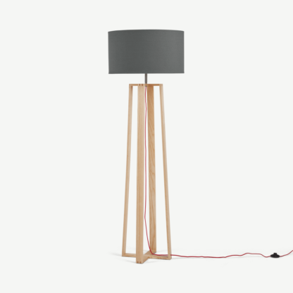 62c30779bce1533b6ee4310f20fbd1552ecd2cb787ab669bd35e2ff911b3bbf5-1.png An Image of Asher Large Wooden Floor Lamp, Natural