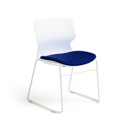 73251e7e3c640632fb65d04ea5934b665a2cb3eca2ac12e5174f35a420eaf6bb.jpg An Image of Habitat Tayte Office Chair - White and Teal