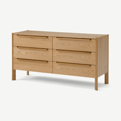 7afe4b43516fc32e4fed6265feb3f22f60b0ea467482e0d7c1f32bfc850e18ba-1.png An Image of Ardelle Wide Chest of Drawers, Oak