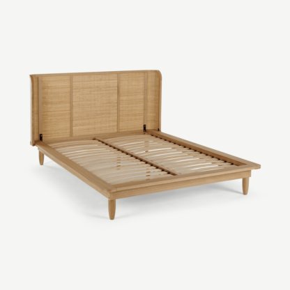 7d744b93405fab7e56326fd97f9879ab61afc5aaff4881035b0fcf27a9e0a52a-1.png An Image of Liana King Size Bed, Ash & Rattan