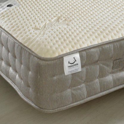 b2f4512f50c264343ddf1af25e930eca7e7825cb0dfe13b606ae603d0dc44e02-4.jpg An Image of Bamboo Vitality 2000 Pocket Sprung Memory and Reflex Foam Mattress - 5ft King Size (150 x 200 cm)