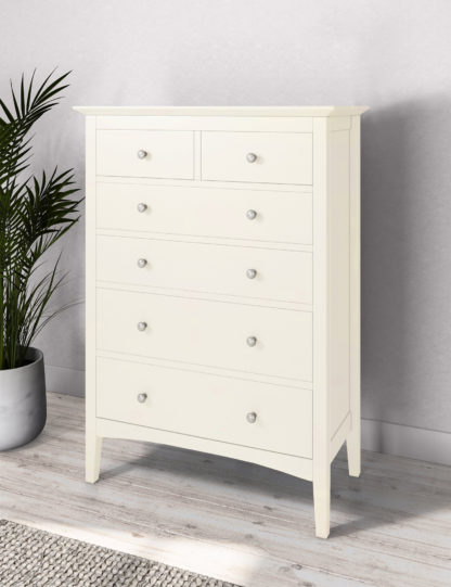 e032c7da856232d1a7c4df46d3f18a2bb8bb3196690de59a2a44fe6e013efb2b.jpg An Image of M&S Hastings 6 Drawer Chest