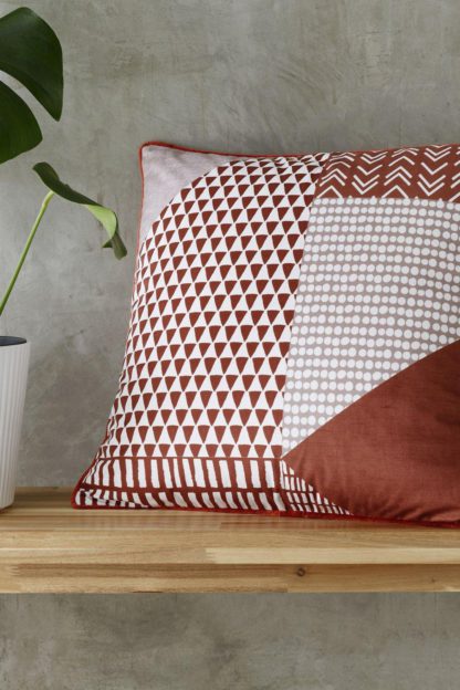 An Image of Larsson Geo Cushion