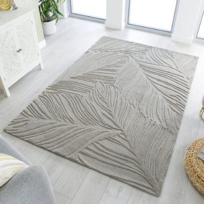 353b4ec2fc4c8580f4c43ff786692d400a22924e78b7481c7ac226872c936e33-1.jpg An Image of Lino Leaf Rug Grey