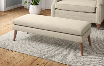 396a3e3b5b971cc60b85182bc1d77fd0ddccdbf4a38354fdf82d331ac4e2981e-1.jpg An Image of M&S Ava Footstool
